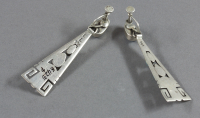 Navajo%20artist%2C%20%3Cb%3E%3Ci%3E%20Earrings%3C%2Fi%3E%3C%2Fb%3E%2C%20ca.%201970%2C%20silver%20and%20turquoise%2C%20The%20Elizabeth%20Cole%20Butler%20Collection%2C%20no%20known%20copyright%20restrictions%2C%202012.92.186a%2Cb